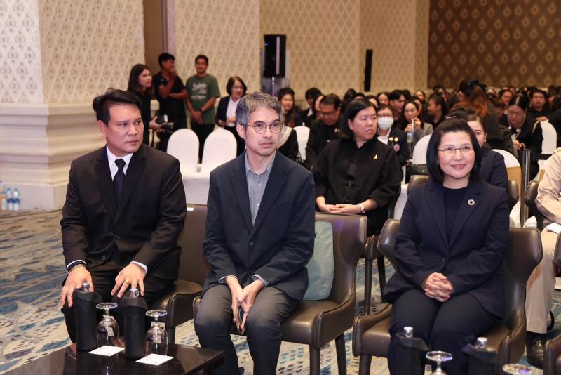 รมว.พม. เป็นประธาน�