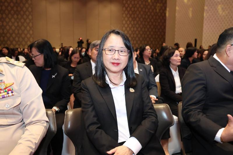 รมว.พม. เป็นประธาน�