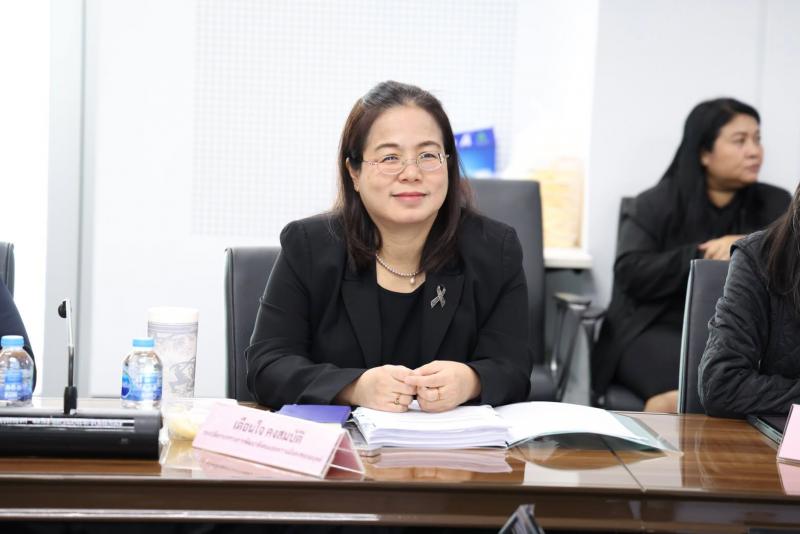 ปลัด พม. เป็นประธา�