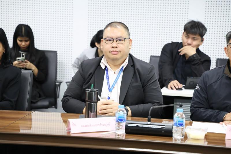 ปลัด พม. เป็นประธา�