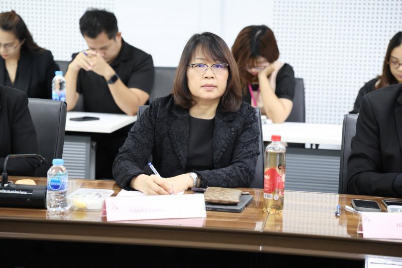 ปลัด พม. เป็นประธา�