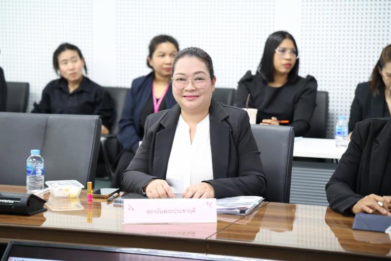 ปลัด พม. เป็นประธา�