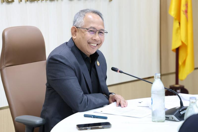 ปลัด พม. เป็นประธา�