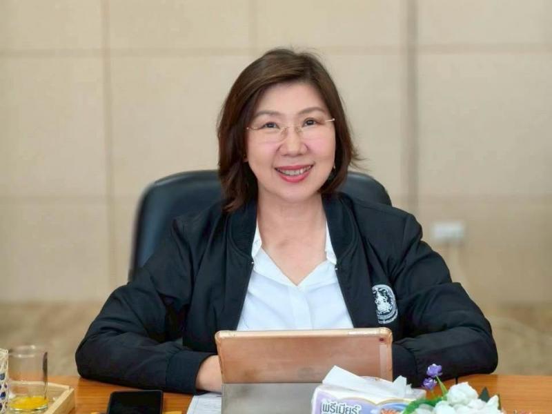 นางวาสนา ทองจันทร�