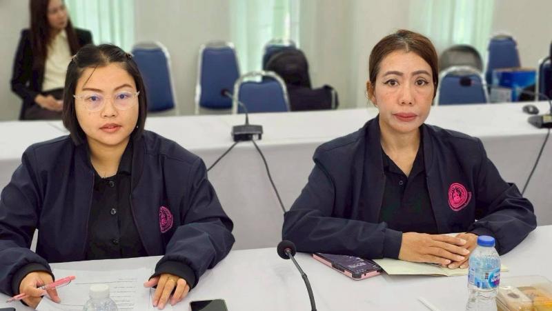 นางศิริลักษณ์ มีม�