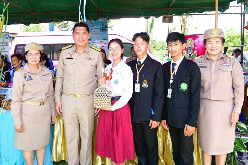 รมว.พม. กล่าวรายงา�