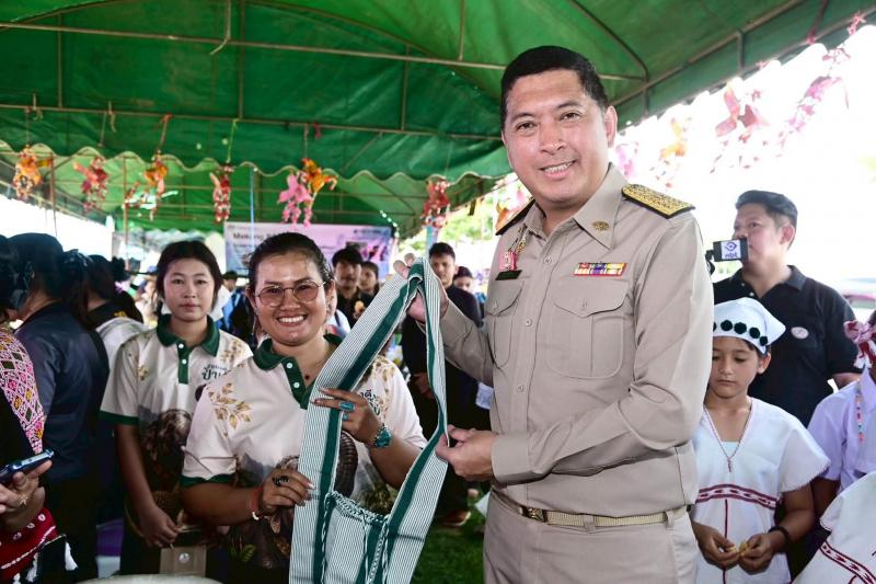 รมว.พม. กล่าวรายงา�