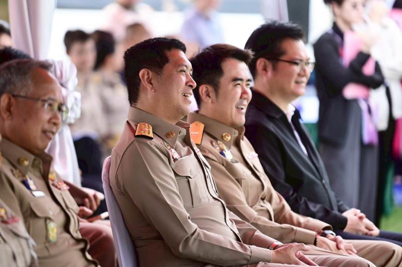 รมว.พม. กล่าวรายงา�