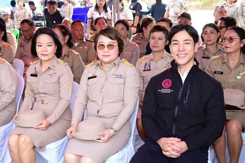 รมว.พม. กล่าวรายงา�