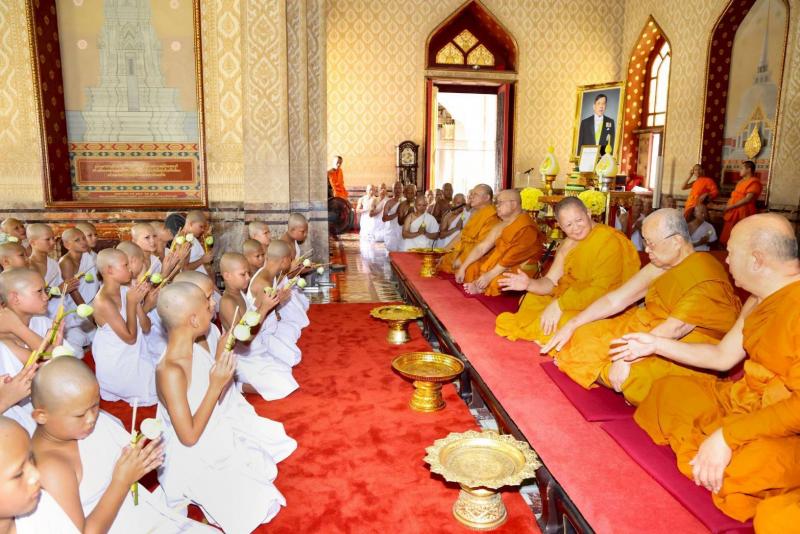 จุดแสงธรรมสู่ยอด�