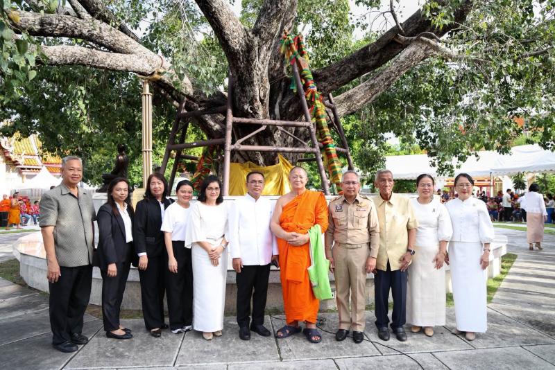 ปลัด พม. เป็นประธา�