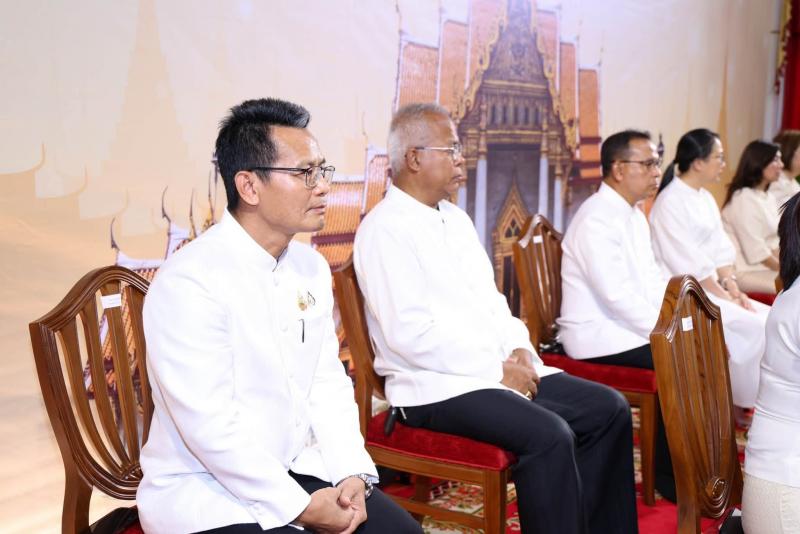 ปลัด พม. เป็นประธา�
