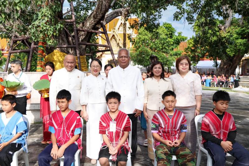 ปลัด พม. เป็นประธา�