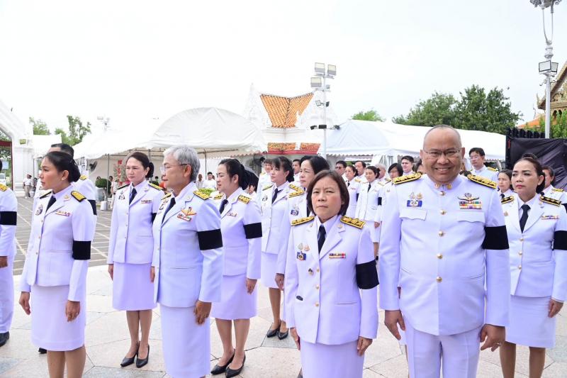 กระทรวง พม. โดยกรม�