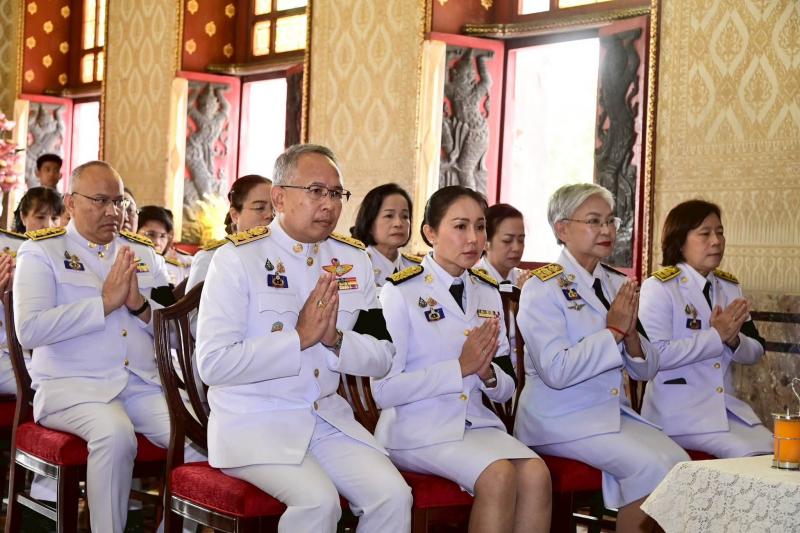 กระทรวง พม. โดยกรม�