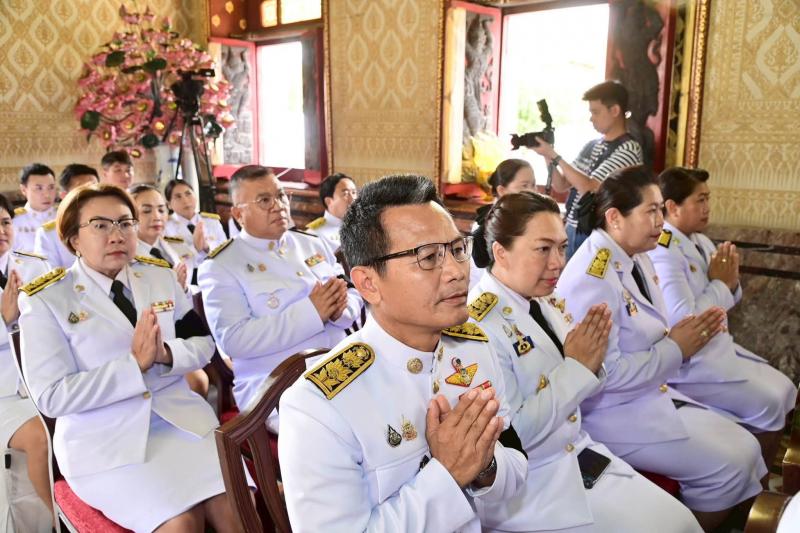 กระทรวง พม. โดยกรม�