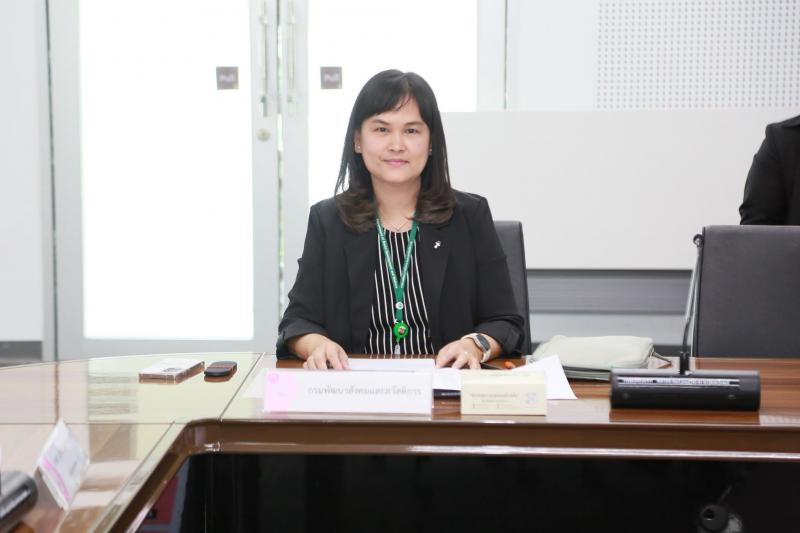 นางสาวนภาพร เมฆาผ�