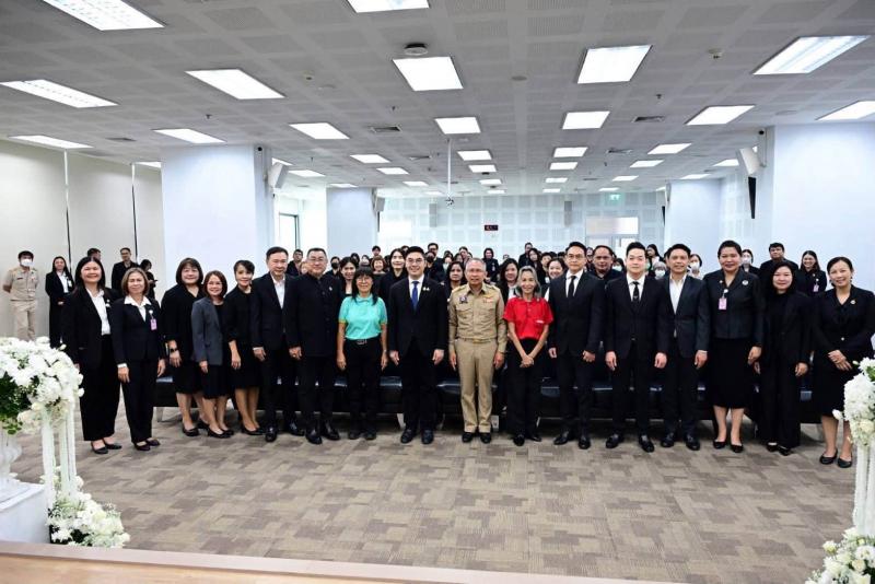 ปลัด พม. เป็นประธา�