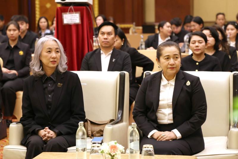 ปลัด พม. เป็นประธา�