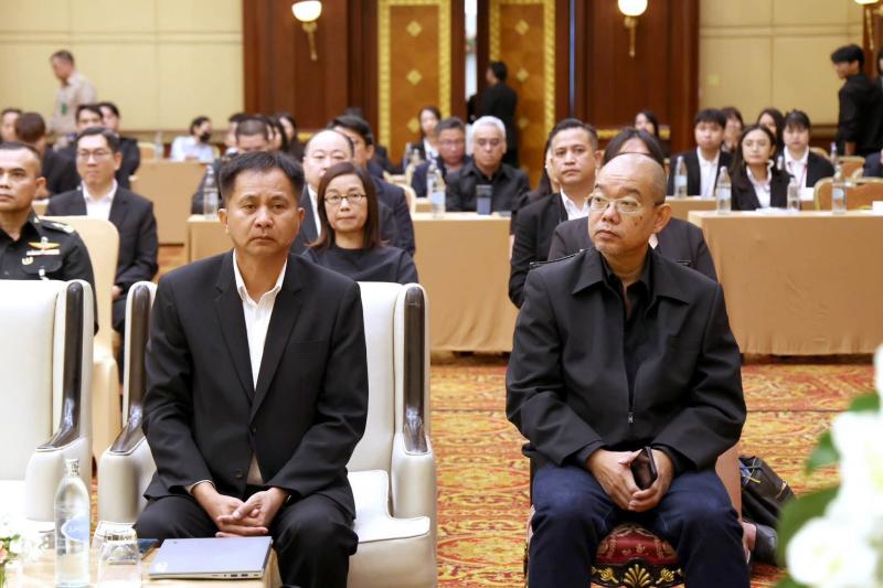 ปลัด พม. เป็นประธา�