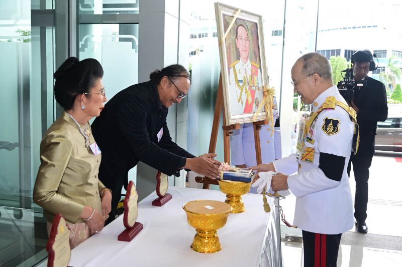 รมว.พม. ทูลรายงานว�