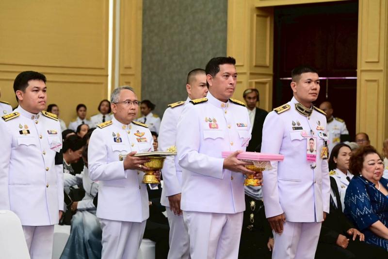 รมว.พม. ทูลรายงานว�