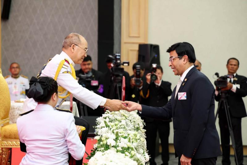 รมว.พม. ทูลรายงานว�