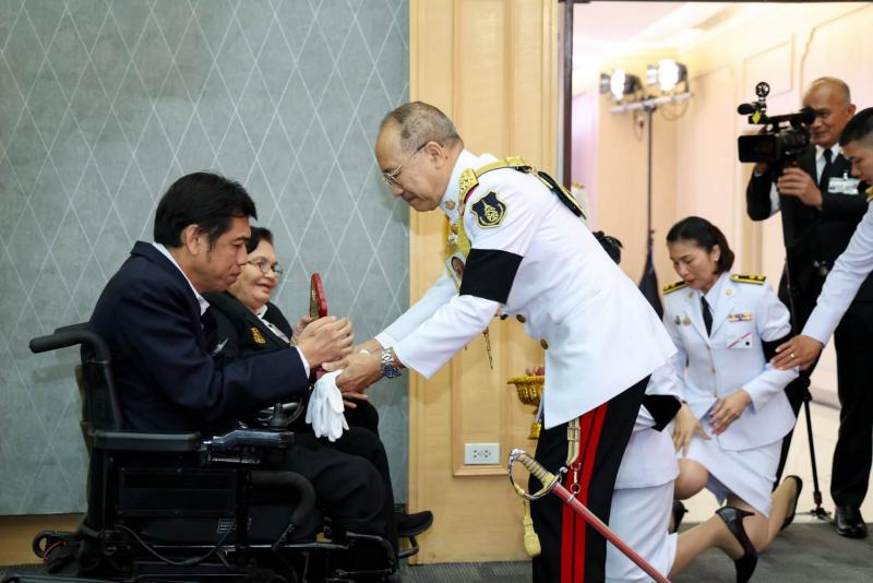 รมว.พม. ทูลรายงานว�