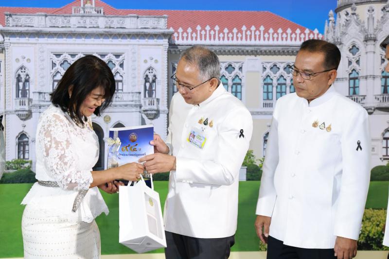 ปลัด พม. ร่วมแสดงค�