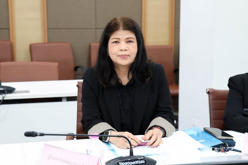 นางสาวสุนีย์ ศรีส�