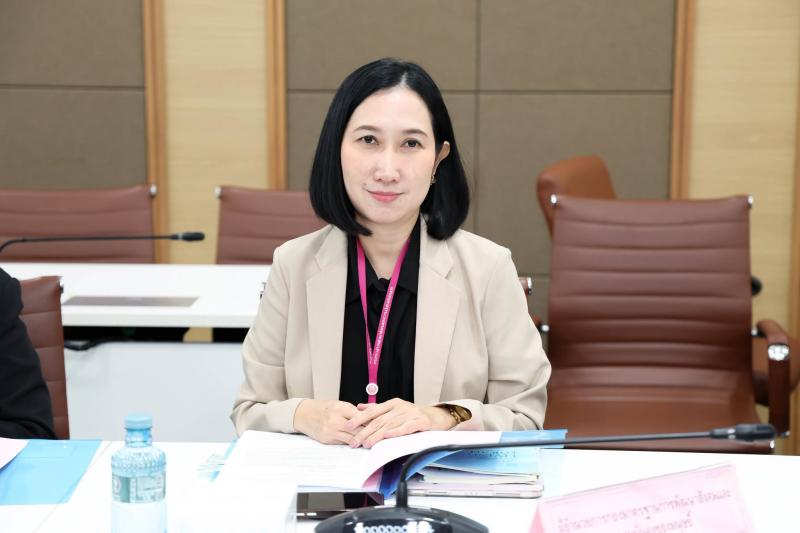 นางสาวสุนีย์ ศรีส�