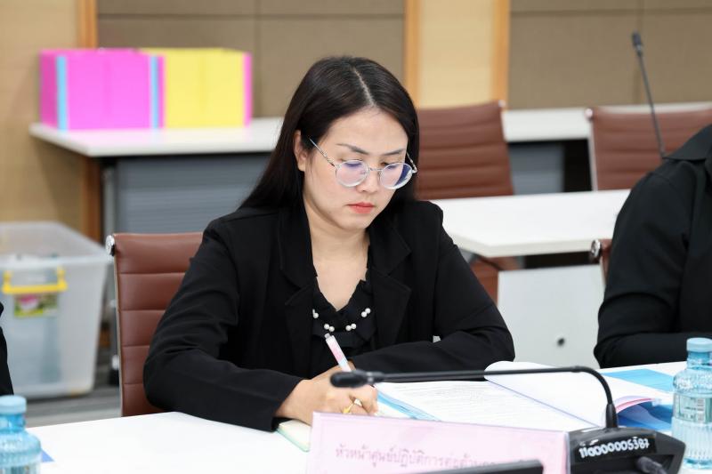 นางสาวสุนีย์ ศรีส�
