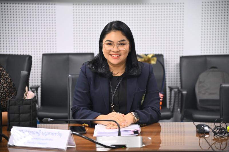 ปลัด พม. เป็นประธา�