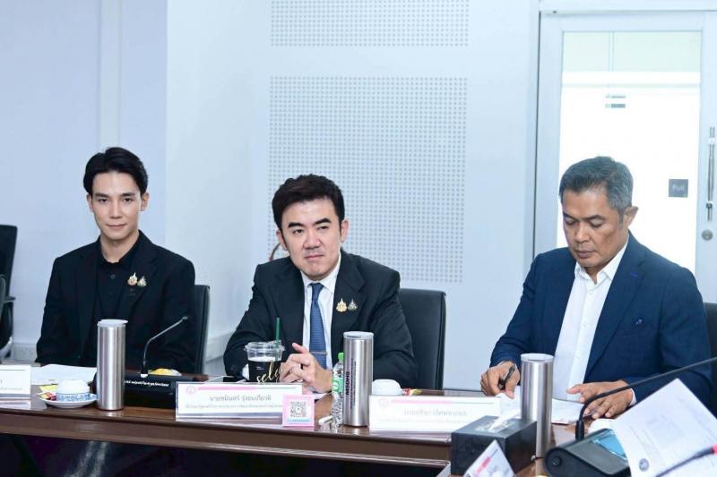รมว.พม. เป็นประธาน�