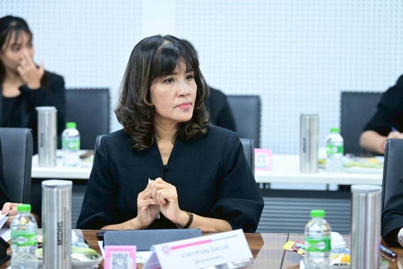 รมว.พม. เป็นประธาน�