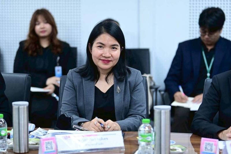 รมว.พม. เป็นประธาน�