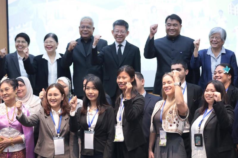 นายพิสิฐ พูลพิพัฒ�