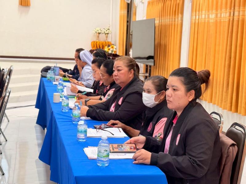 นางศิริลักษณ์ มีม�