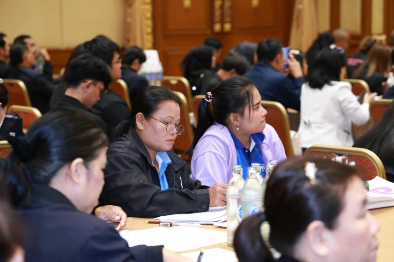 ปลัด พม. เป็นประธา�