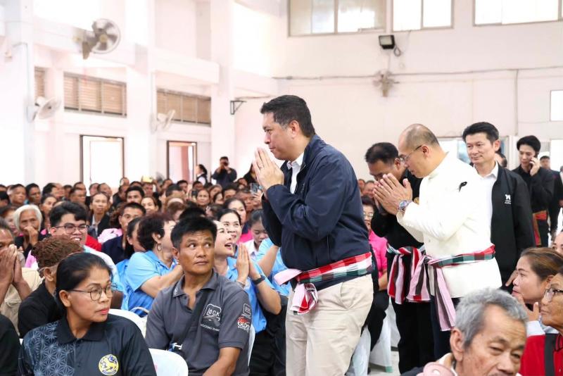 รมว.พม. เป็นประธาน�