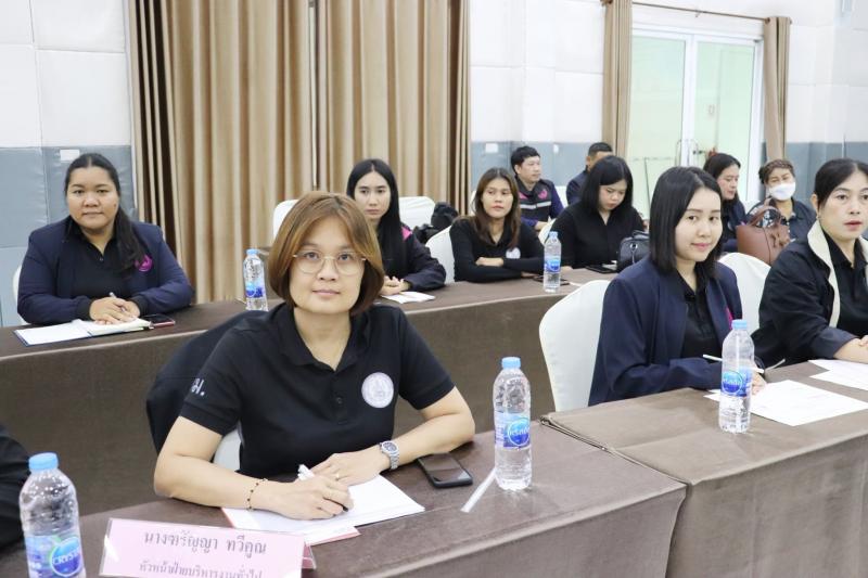 ปลัด พม. ลงพื้นที่�