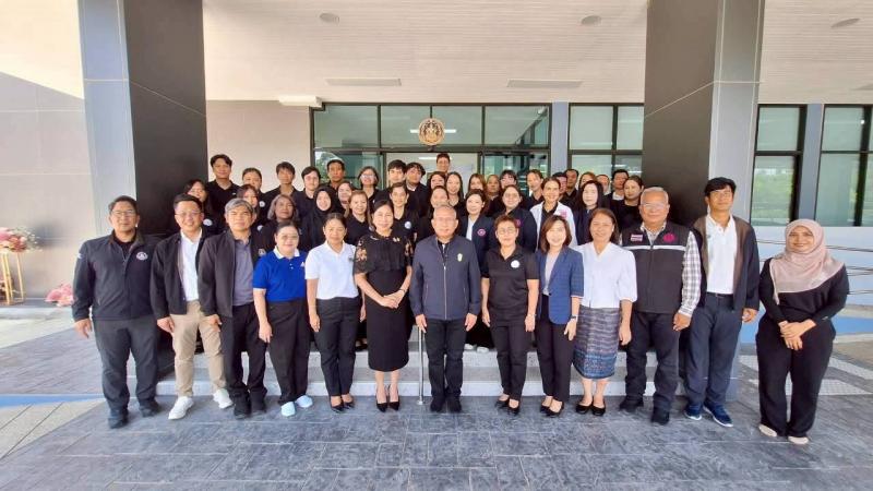 ปลัด พม. เป็นประธา�