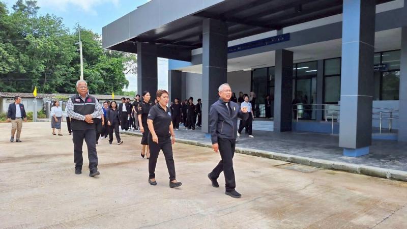 ปลัด พม. เป็นประธา�