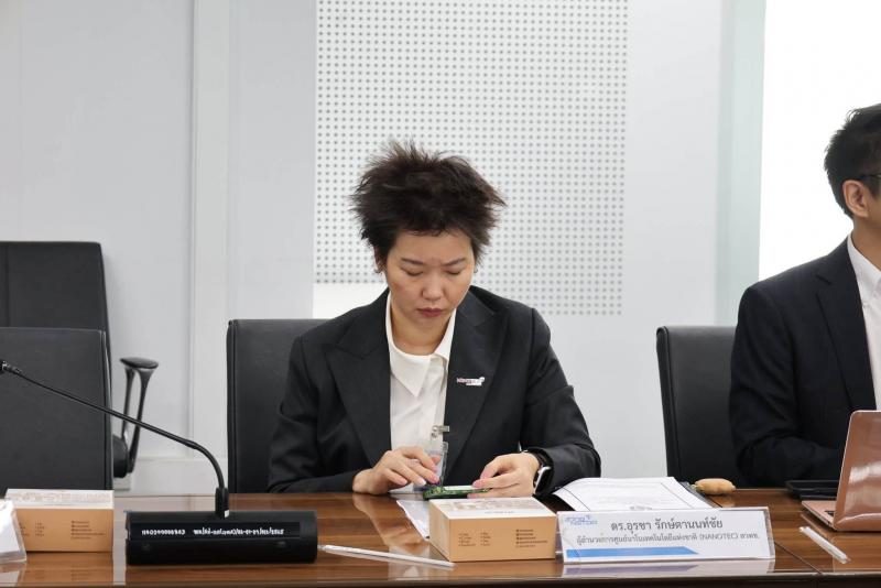 นางเตือนใจ คงสมบั�