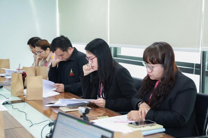 นางสาวสุนีย์ ศรีส�