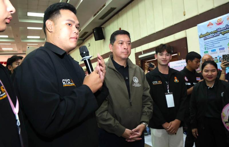 รมว.พม. ลงพื้นที่จ�