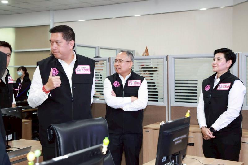 รมว.พม. แถลงข่าวกา�