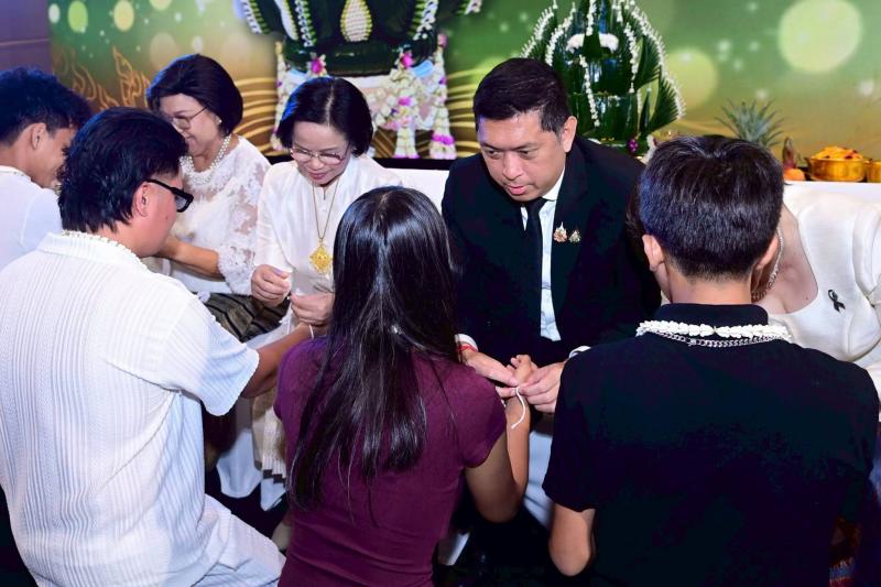 รมว.พม. เป็นประธาน�