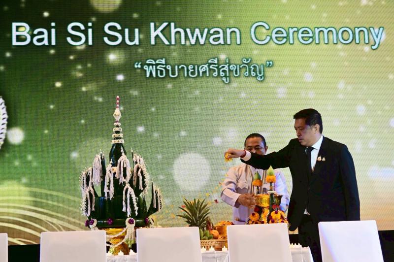 รมว.พม. เป็นประธาน�