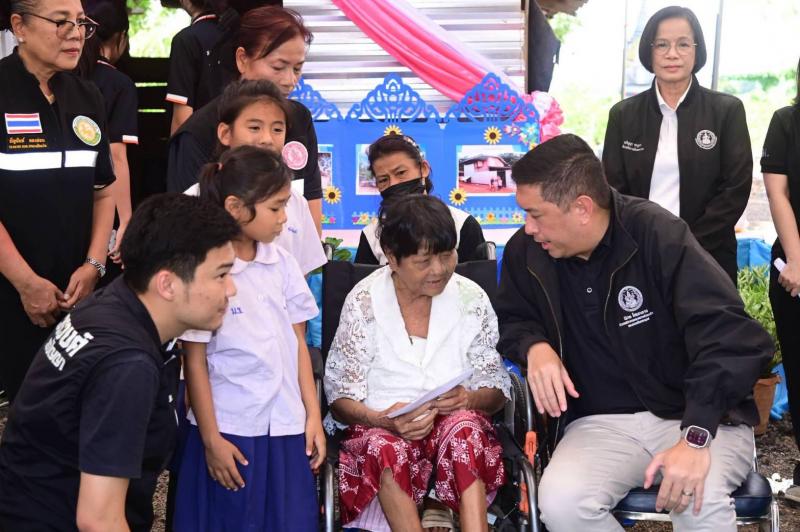 "นิกร โสมกลาง" น